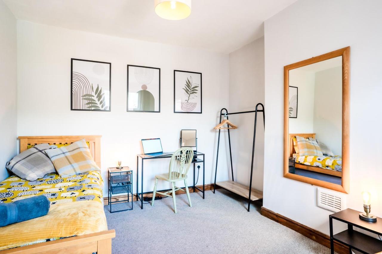 The Tigers Townhouse Apartment Leicester Bagian luar foto