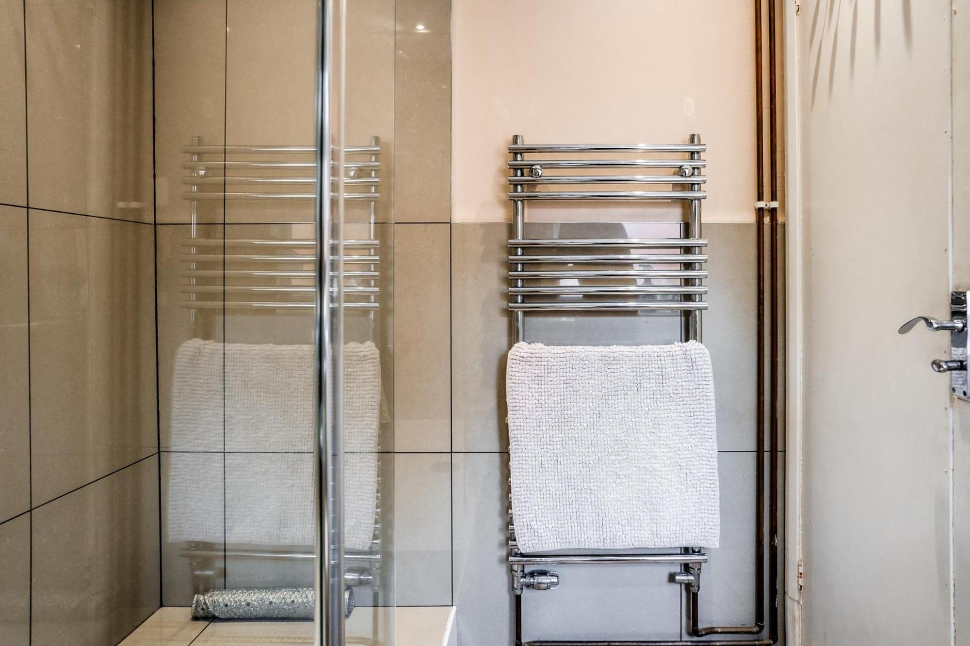 The Tigers Townhouse Apartment Leicester Bagian luar foto