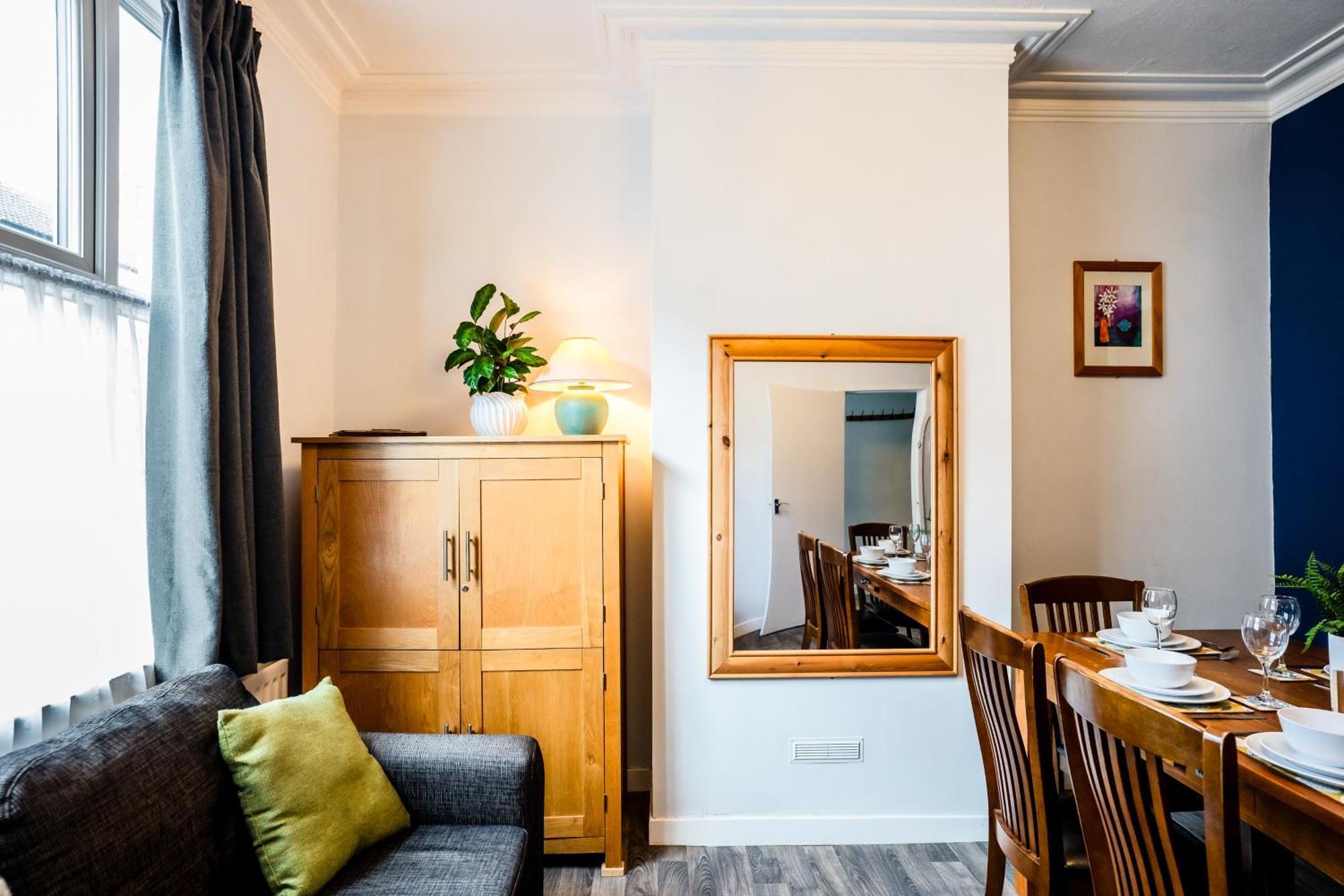 The Tigers Townhouse Apartment Leicester Bagian luar foto